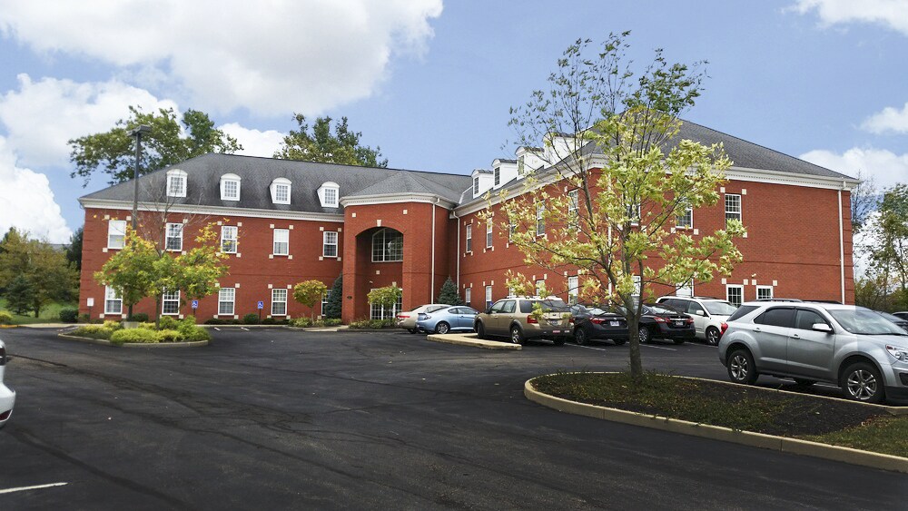 8111 Cheviot Rd, Cincinnati, OH à louer Photo principale- Image 1 de 13