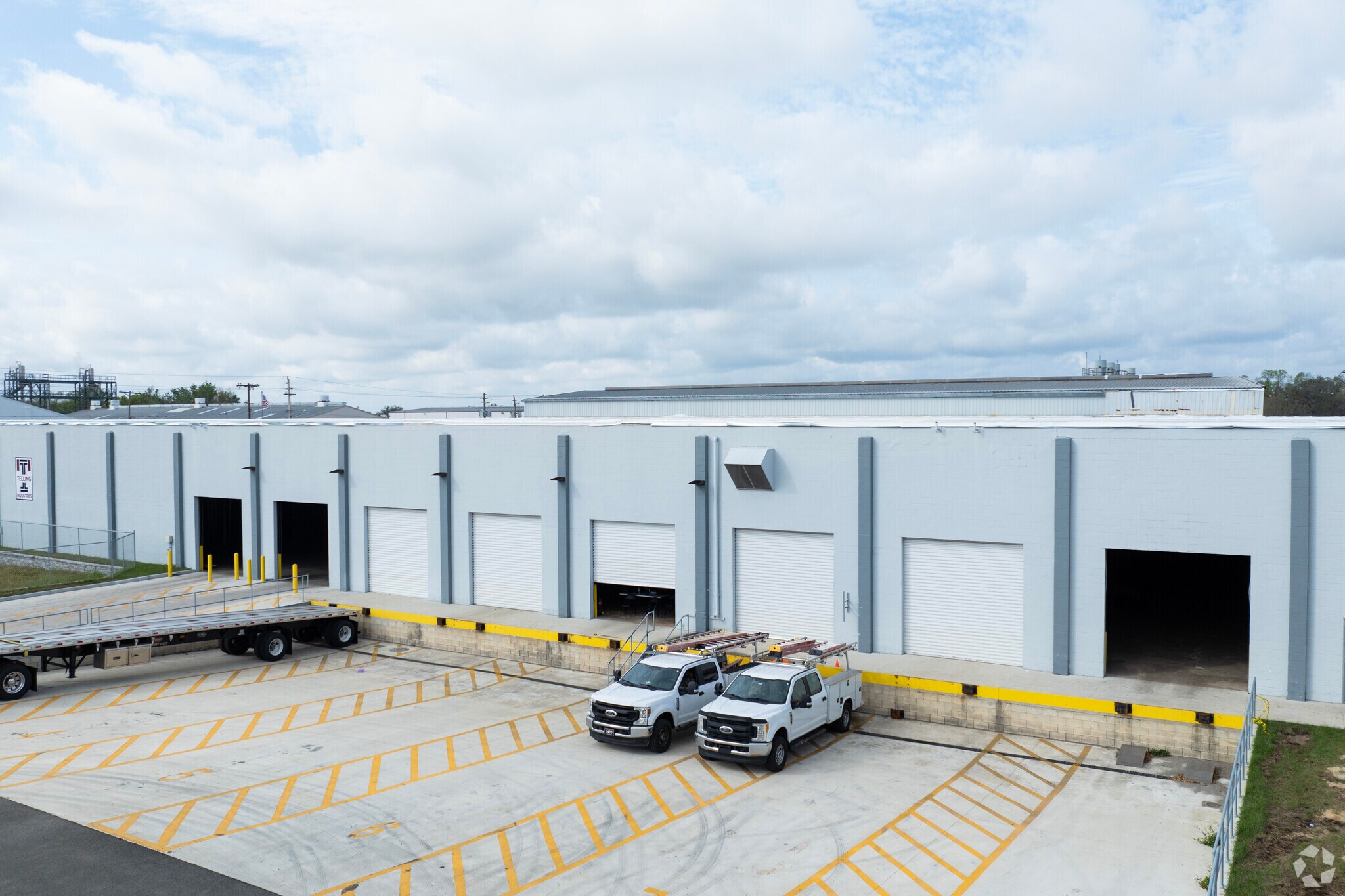 1200 W Martin Luther King Blvd, Plant City, FL à louer Photo du bâtiment- Image 1 de 18