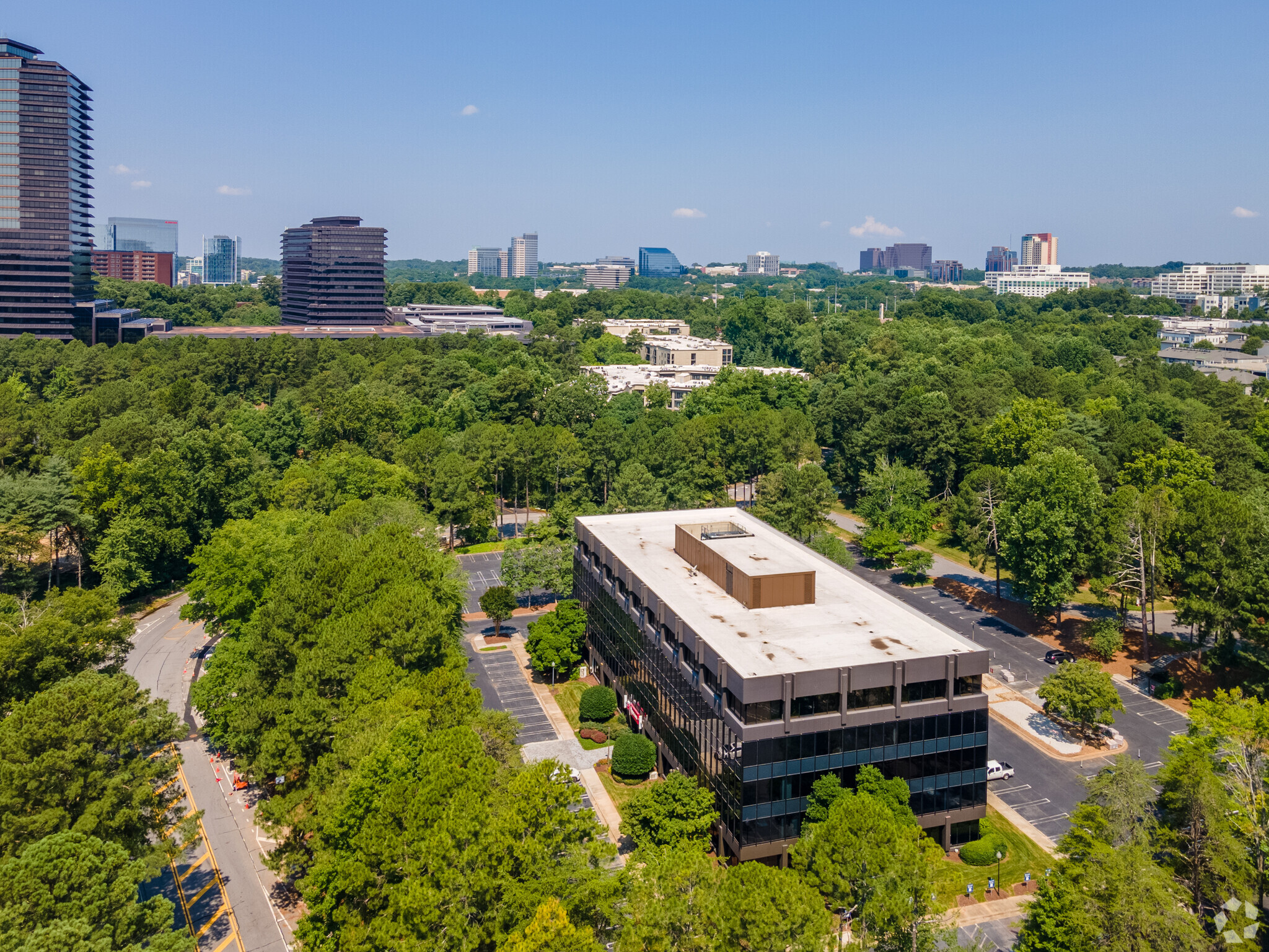 53 Perimeter Ctr E, Atlanta, GA for lease Building Photo- Image 1 of 7