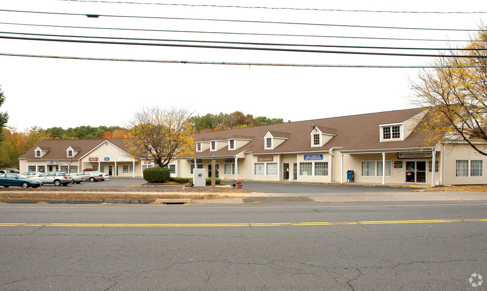 360 N Main St, Southington, CT à vendre - Photo principale - Image 1 de 1