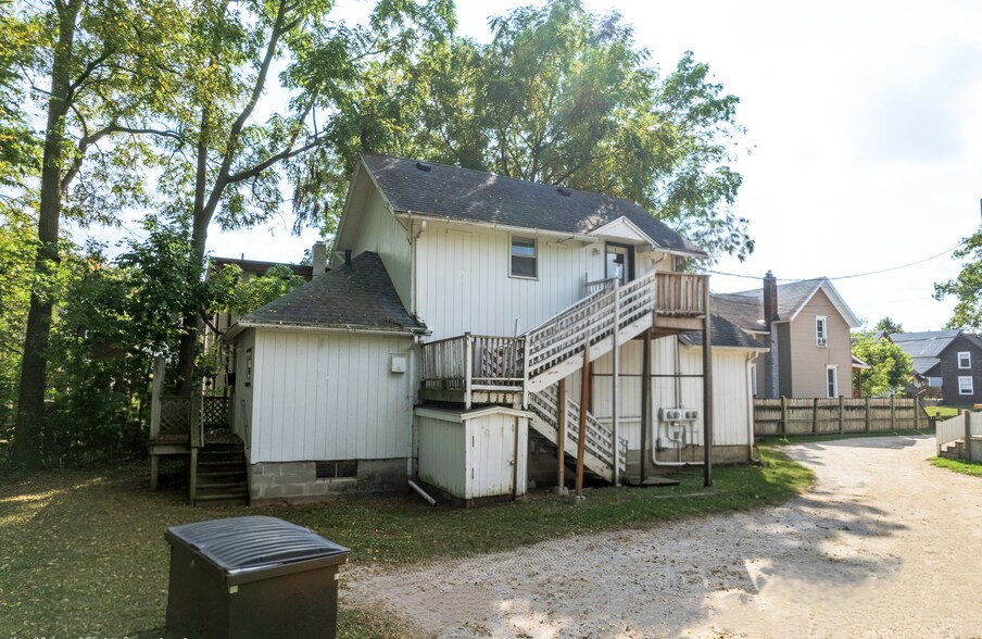 1216 N Chestnut St, Lansing, MI à vendre - Photo du bâtiment - Image 3 de 17
