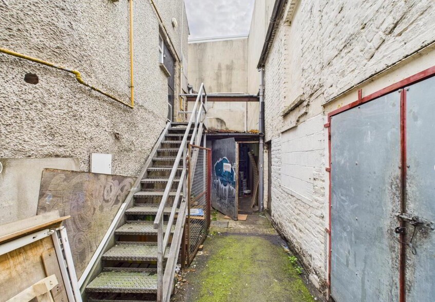 7 Market St, Craigavon à vendre - Photo du bâtiment - Image 3 de 21