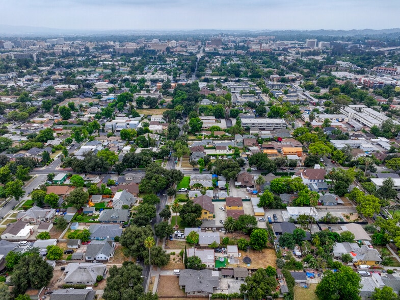 933 N Marengo Ave, Pasadena, CA for sale - Aerial - Image 2 of 52