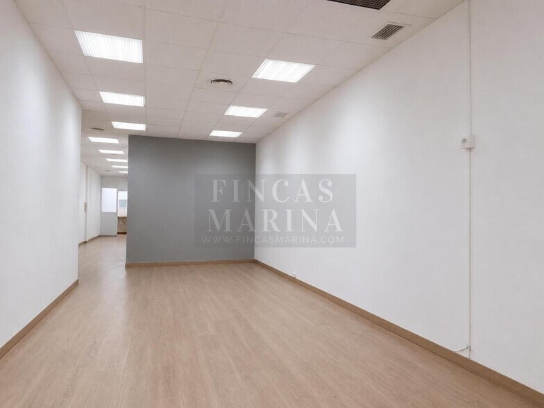 Retail in Gavà, Barcelona for lease - Interior Photo - Image 1 of 4