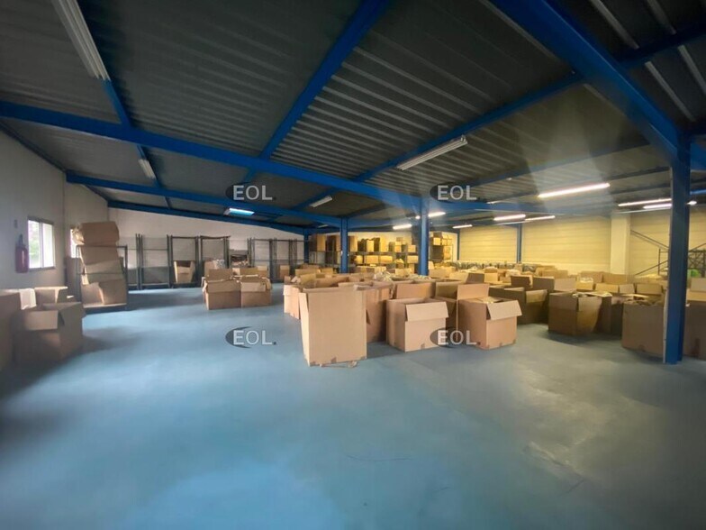 Industrial in Fontenay-sous-Bois for lease - Interior Photo - Image 3 of 8