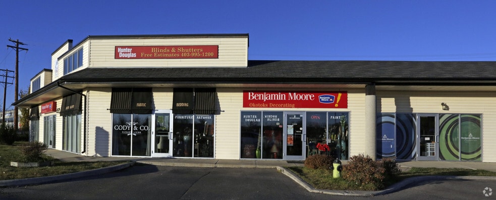 220 N Railway St, Okotoks, AB for lease - Primary Photo - Image 2 of 10