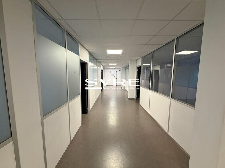 151 Avenue Ibrahim Ali, Marseille for lease - Interior Photo - Image 2 of 9