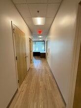 5875 E Riverside Blvd, Rockford, IL à louer Photo intérieure- Image 2 de 14