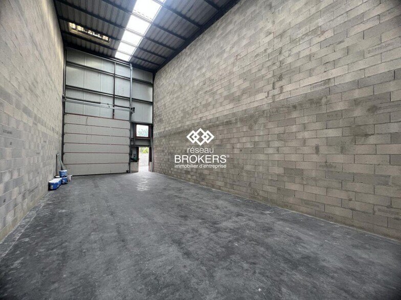 Industrial in Saint-Germain-lès-Arpajon for lease - Interior Photo - Image 3 of 7