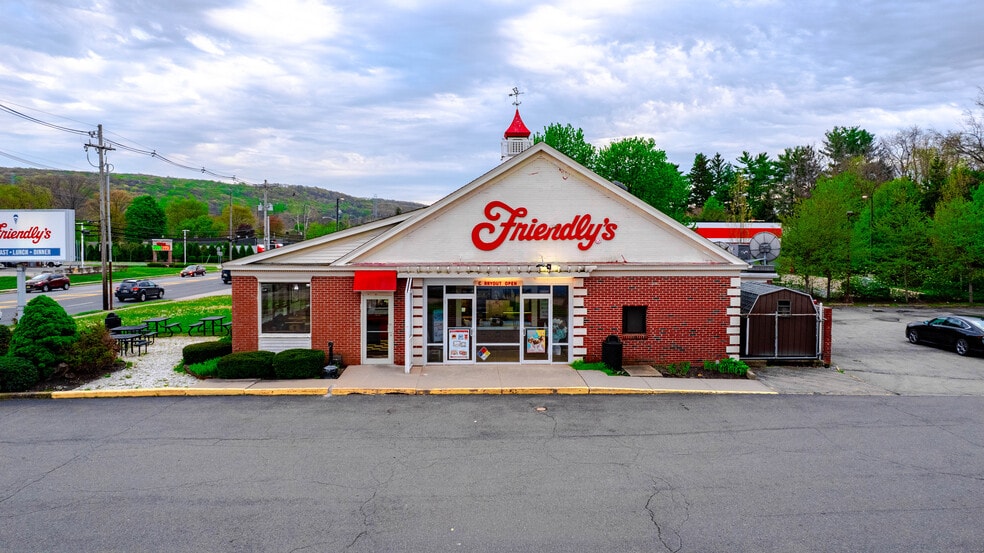304 Mountain Ave, Hackettstown, NJ for sale - Building Photo - Image 2 of 10