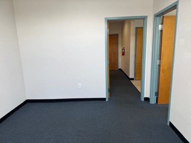 3018 Thurston Ave, Greensboro, NC à louer - Photo du bâtiment - Image 3 de 10