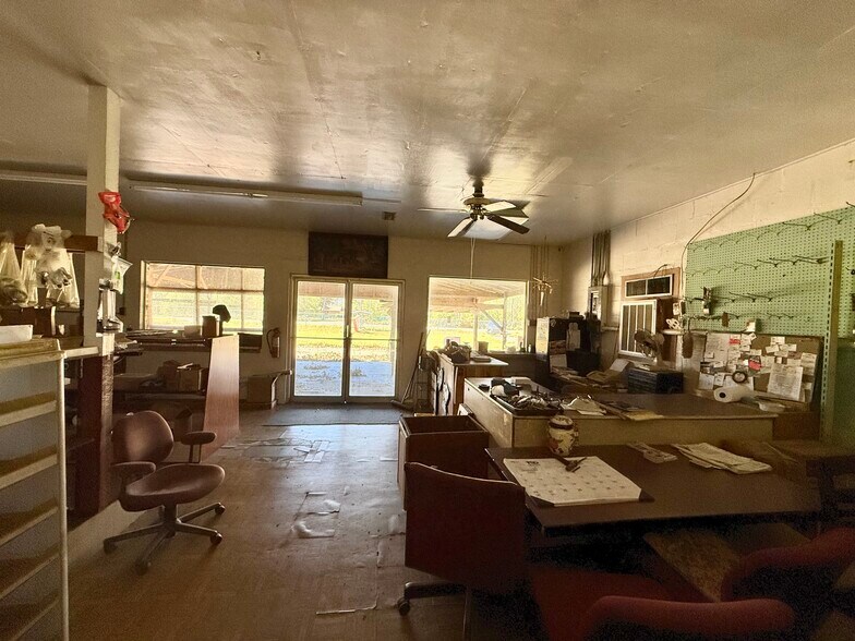 2501 Douglas Hwy, Denton, GA à vendre - Photo intérieure - Image 3 de 7