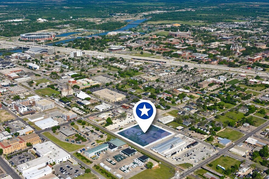 915 Webster Ave, Waco, TX à vendre - Photo du bâtiment - Image 1 de 3