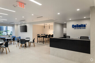 800 Brickell Ave, Miami, FL for lease Interior Photo- Image 1 of 16