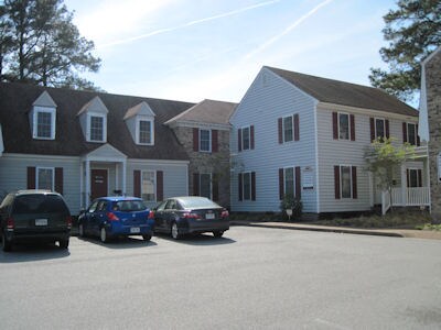 7631 Hull Street Rd, Richmond, VA à louer - Photo du bâtiment - Image 3 de 9