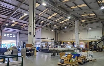 Weston Ave, Grays for lease Interior Photo- Image 2 of 3