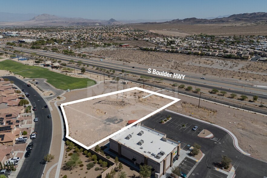Near 2109 S Magic way, Henderson, NV for lease - Building Photo - Image 2 of 7