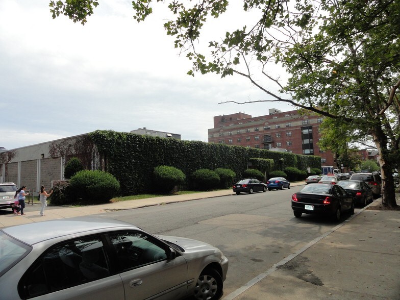 1071 Washington St, Boston, MA à louer - Photo du bâtiment - Image 3 de 6