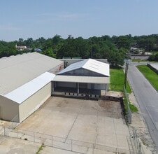 1101 Louisville Rd, Savannah, GA for lease Interior Photo- Image 1 of 4