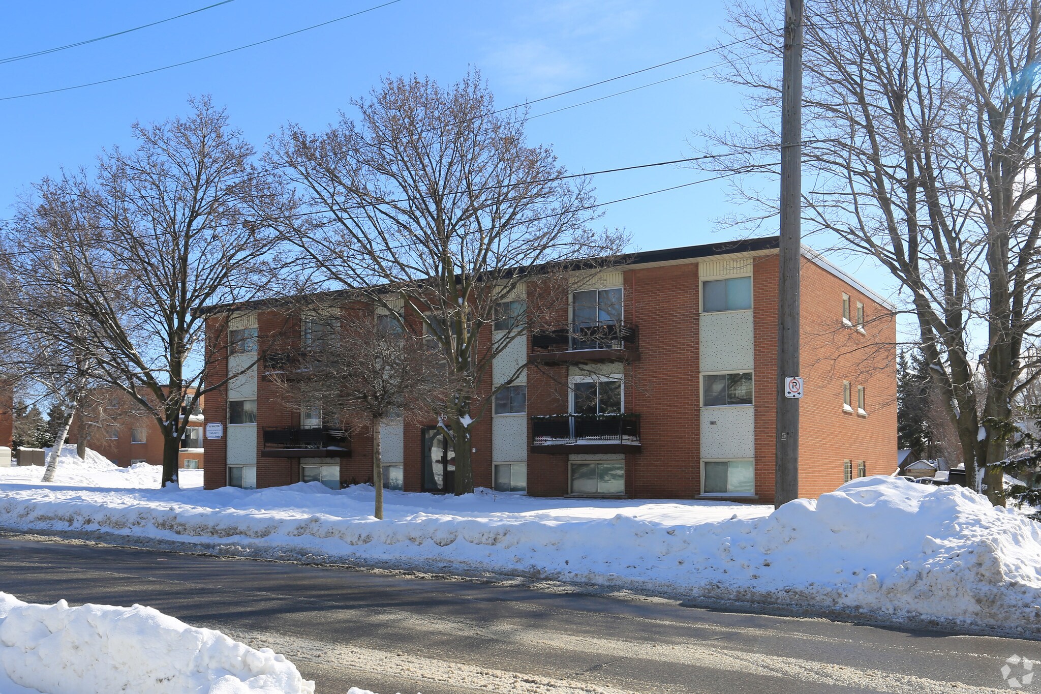 45 Walton Ave, Kitchener, ON for sale Primary Photo- Image 1 of 1