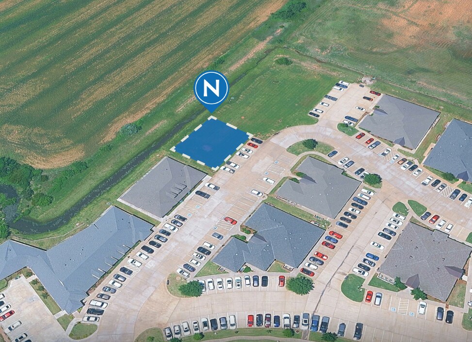 1816 Commons Cir, Yukon, OK à vendre Photo principale- Image 1 de 2