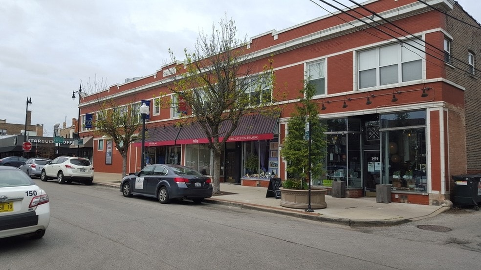 5301-5303 N Clark St, Chicago, IL for lease - Building Photo - Image 2 of 6