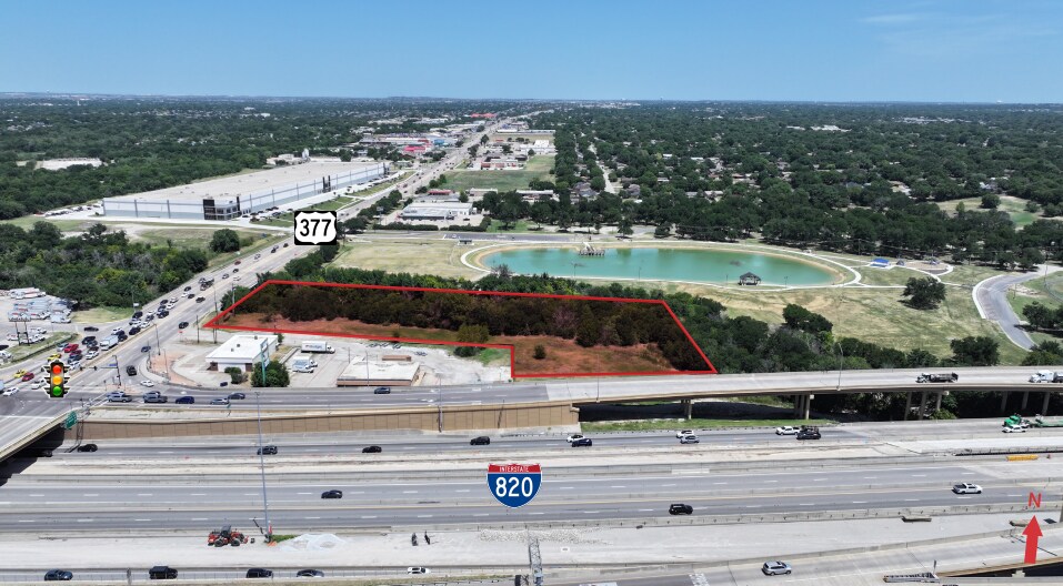 5210 Denton Hwy, Haltom City, TX for sale - Building Photo - Image 2 of 2