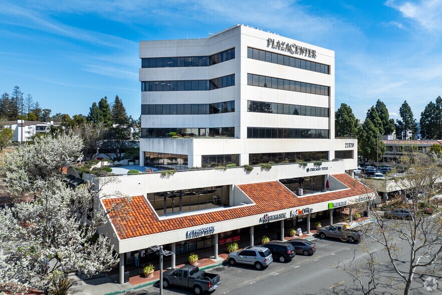 22320 Foothill Blvd, Hayward, CA à louer - Photo du bâtiment - Image 2 de 7