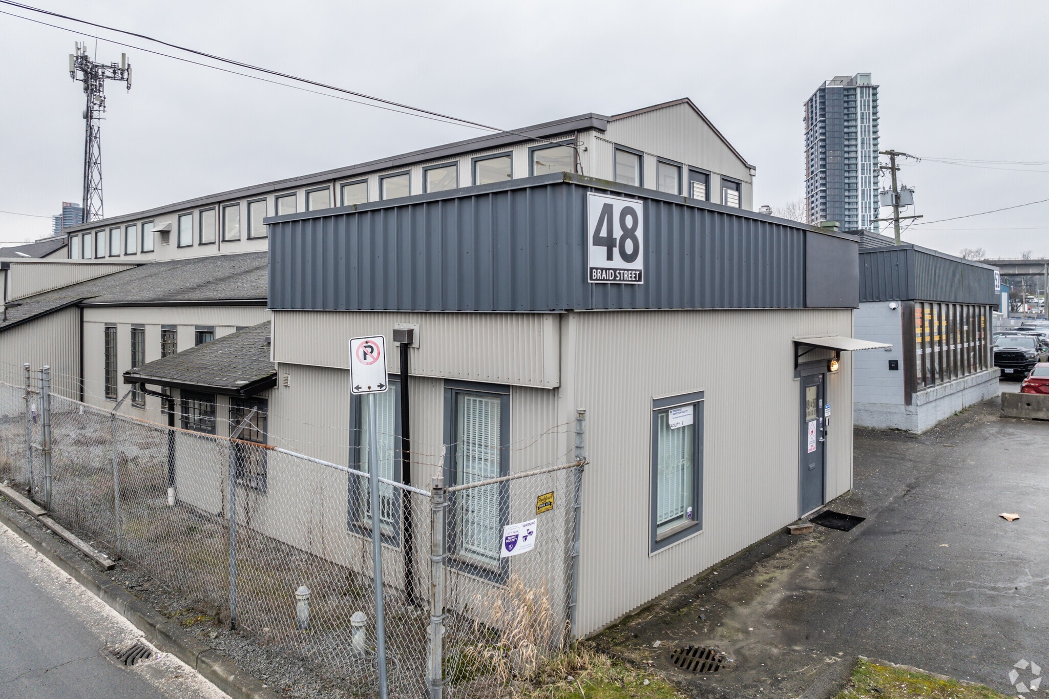 48-58 Braid St, New Westminster, BC à vendre Photo principale- Image 1 de 1