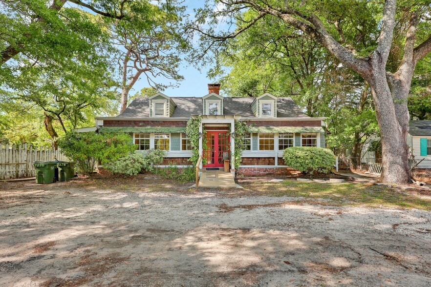 4911 Oleander Dr, Wilmington, NC for sale - Building Photo - Image 2 of 30