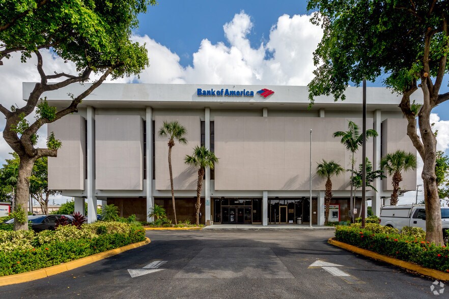 3661 W Oakland Park Blvd, Lauderdale Lakes, FL à vendre - Photo du bâtiment - Image 2 de 18