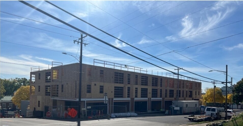 404 NE 6th Ave, Camas, WA à louer - Photo de construction - Image 2 de 4