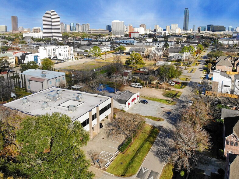 5906 Dolores St, Houston, TX à louer - Photo du bâtiment - Image 2 de 5