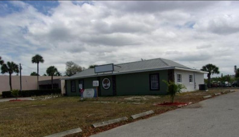 4811 S Del Prado Blvd, Cape Coral, FL for lease Building Photo- Image 1 of 1