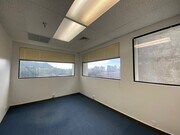 Corner unit 410