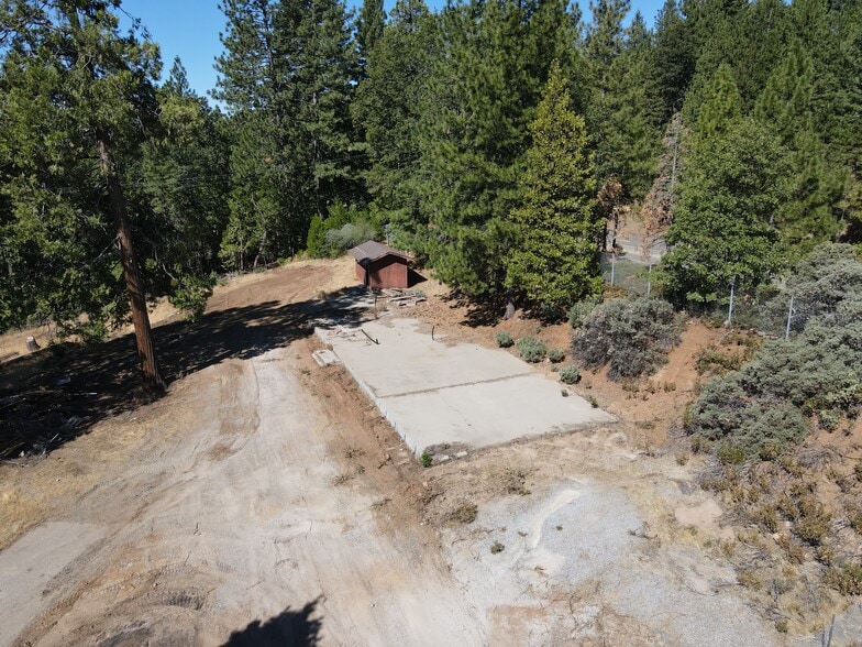 6341 Ridgeway Dr, Pollock Pines, CA for lease - Building Photo - Image 2 of 9