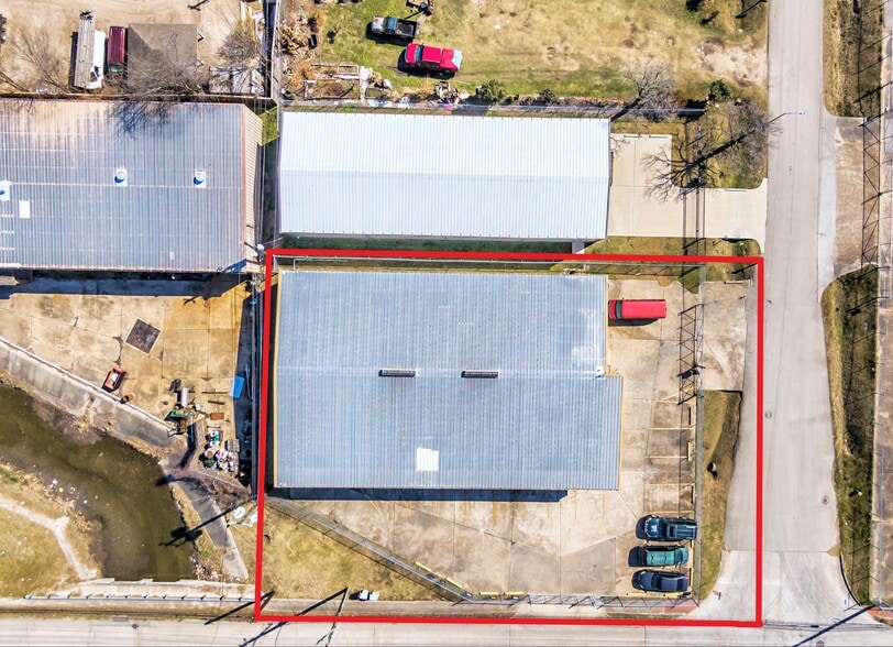 6040 N Gessner Rd, Houston, TX à vendre - Photo du bâtiment - Image 2 de 16