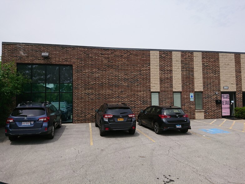 3050-3052 N Lake Ter, Glenview, IL à vendre - Photo du bâtiment - Image 3 de 3