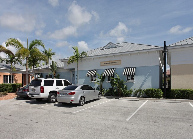 Plus de détails pour 635 SE 10th St, Deerfield Beach, FL - Bureau à louer