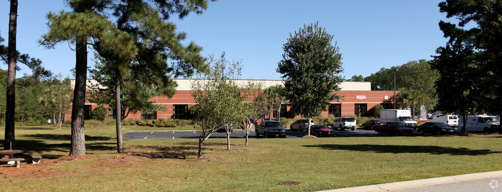230 Business Park Blvd, Columbia, SC à louer - Photo du bâtiment - Image 3 de 4