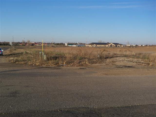 801 Baseline Rd, Marshall, MN à vendre - Photo principale - Image 1 de 1