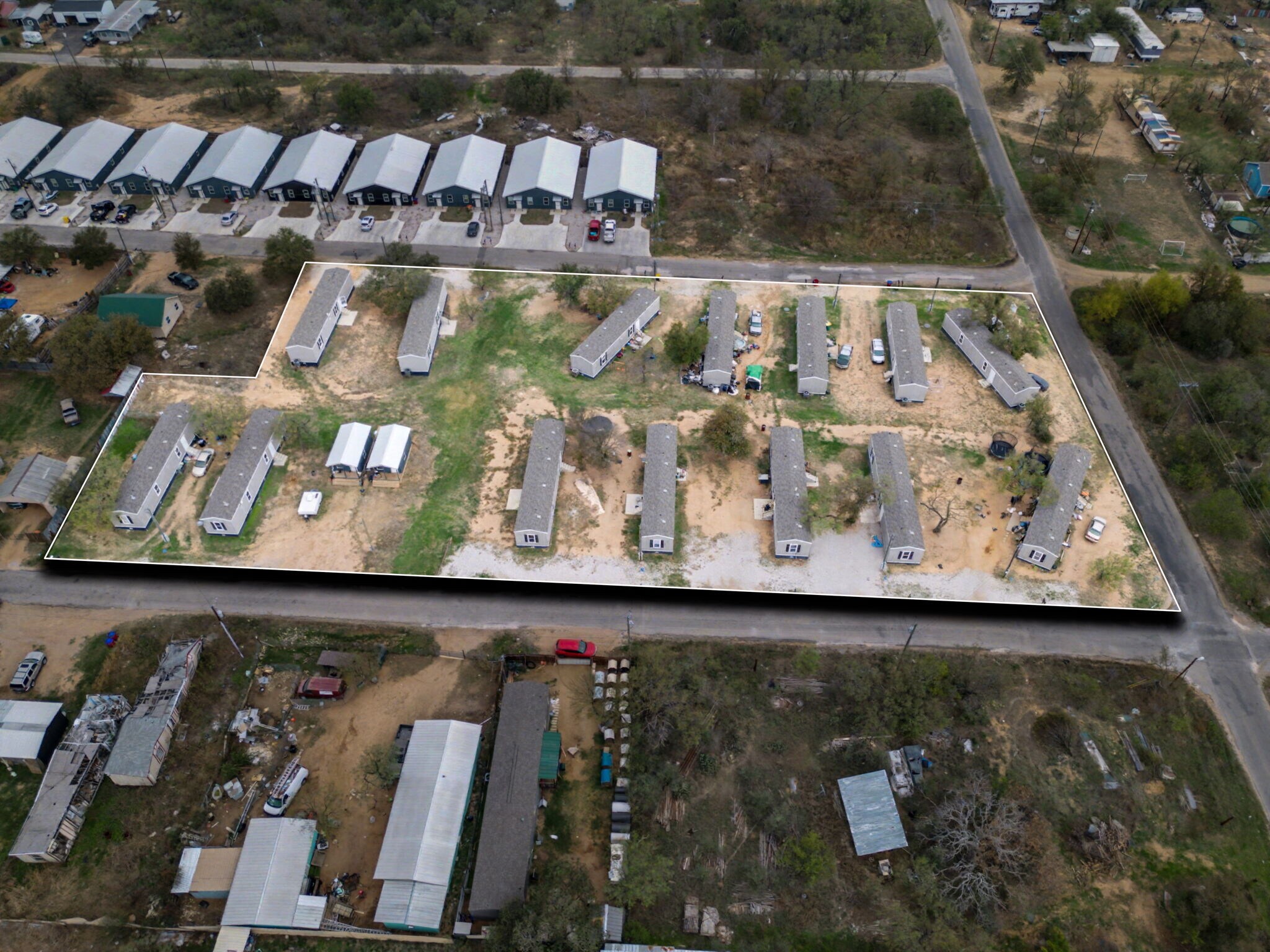 Kingsland Mobile Home Park portefeuille de 1 propriétés à vendre sur LoopNet.ca Photo principale- Image 1 de 23
