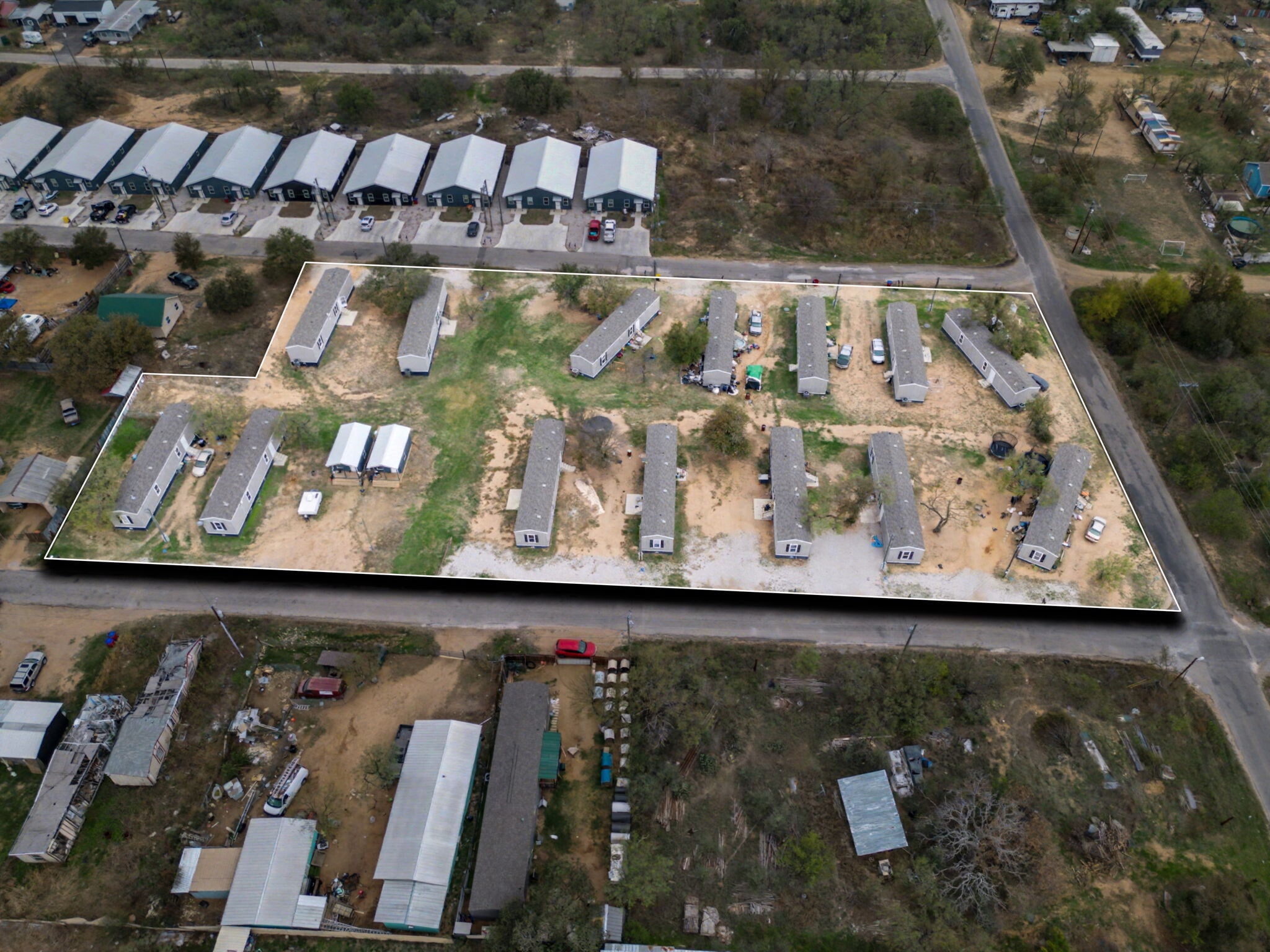 Kingsland Mobile Home Park portfolio of 1 properties for sale on LoopNet.ca Primary Photo- Image 1 of 23