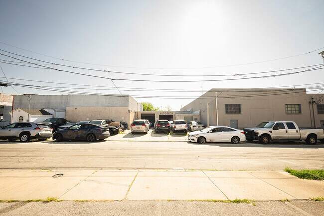 Plus de détails pour 8 S 3rd St, Lansdowne, PA - Commerce de détail à vendre