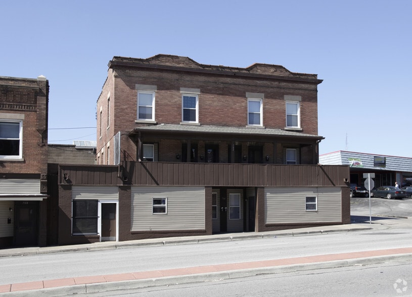 24th & Leavenworth Downtown Omaha portfolio of 3 properties for sale on LoopNet.ca - Primary Photo - Image 2 of 3