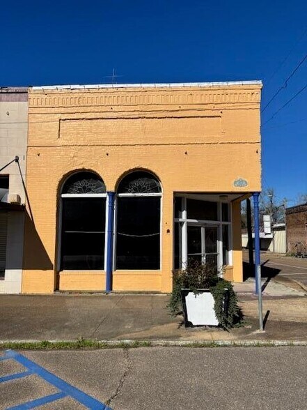 2973 Jefferson St, Macon, MS à vendre - Photo du bâtiment - Image 2 de 7