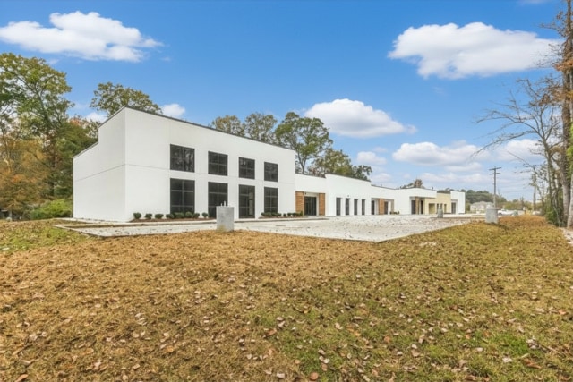 7702 Magnolia Beach Rd, Denham Springs, LA for lease Primary Photo- Image 1 of 33