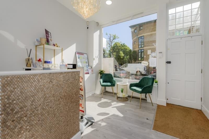 3 Bramley Rd, London for sale - Interior Photo - Image 2 of 6