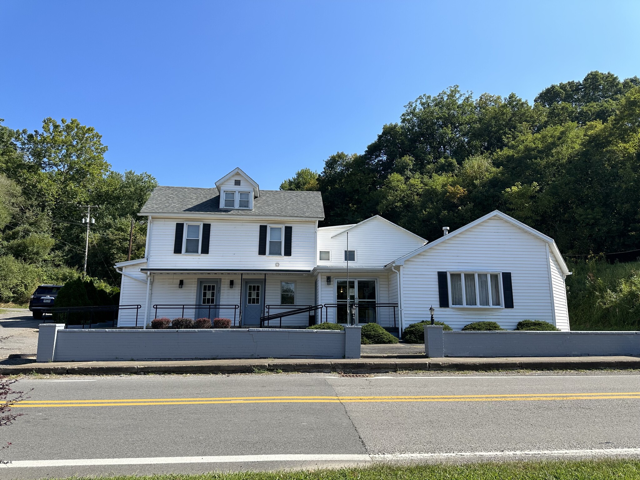 287 W Main St, Salem, WV à vendre Photo du bâtiment- Image 1 de 1