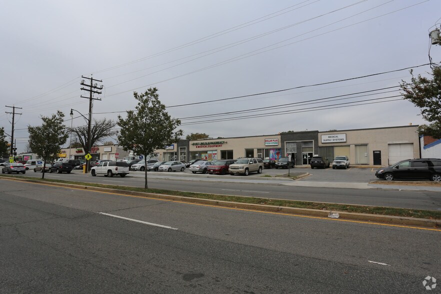 3172-3182 Bladensburg Rd NE, Washington, DC à louer - Photo du bâtiment - Image 3 de 9